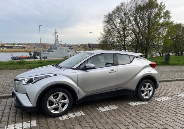 Toyota C-HR cena 87900 przebieg: 59000, rok produkcji 2018 z Szczecin małe 29